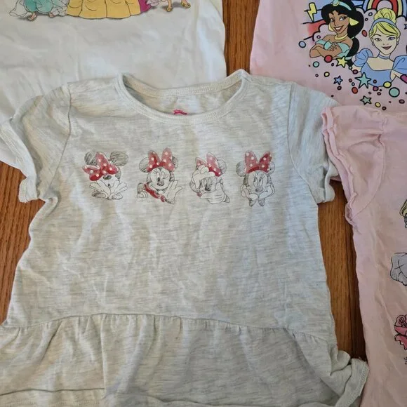 Girls size 3T Bundle of 6 Disney shirts - Picture 3 of 9